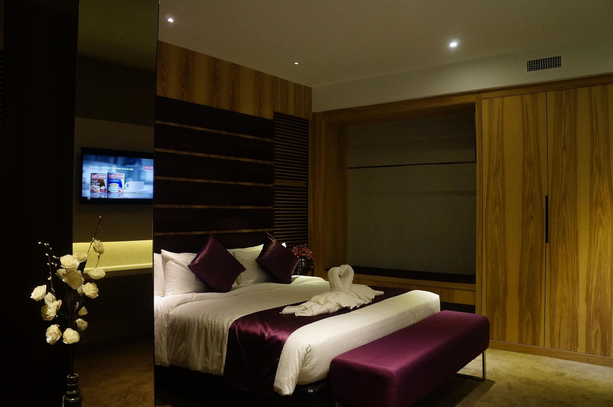 Greens Hotel & Suites Bintulu Εξωτερικό φωτογραφία