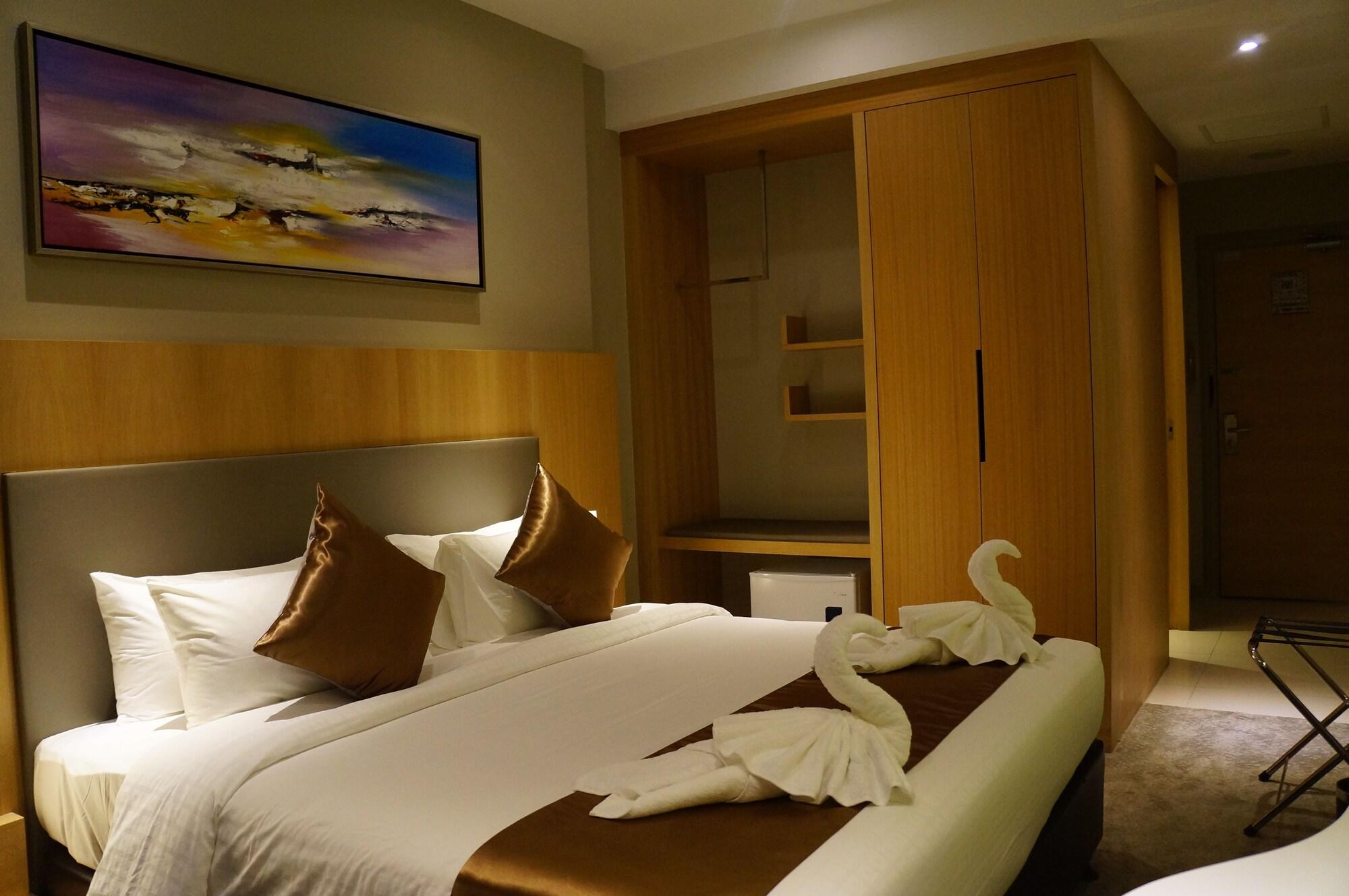 Greens Hotel & Suites Bintulu Εξωτερικό φωτογραφία