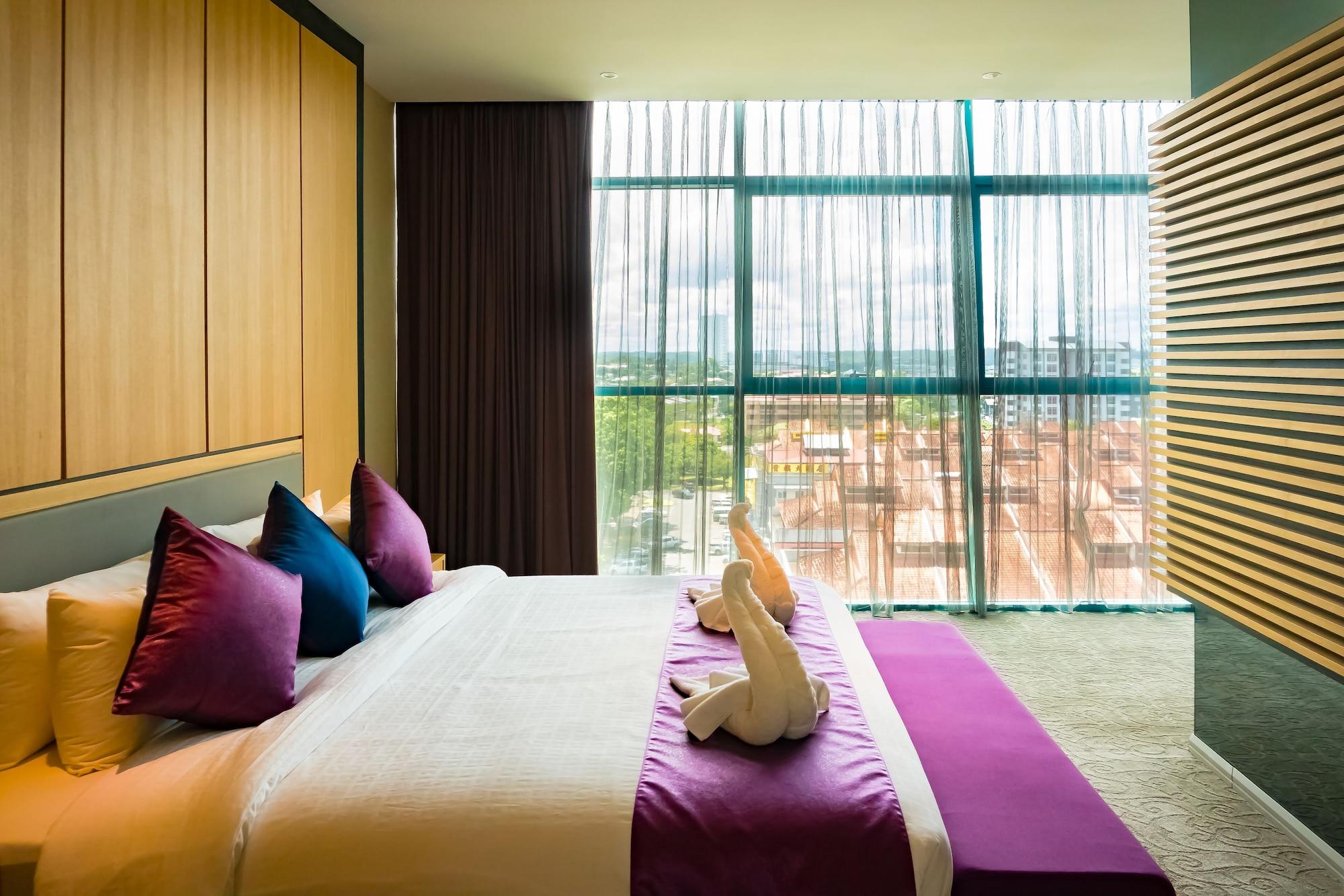 Greens Hotel & Suites Bintulu Εξωτερικό φωτογραφία