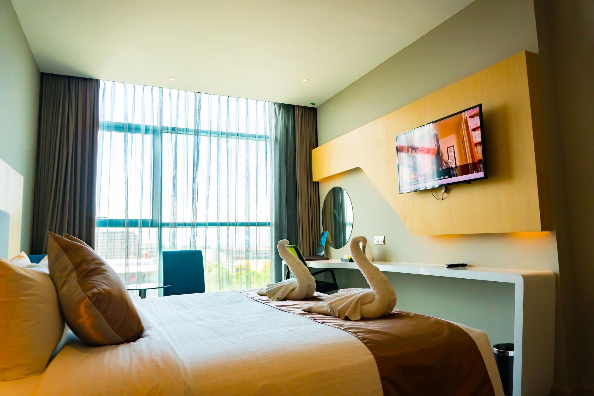 Greens Hotel & Suites Bintulu Εξωτερικό φωτογραφία