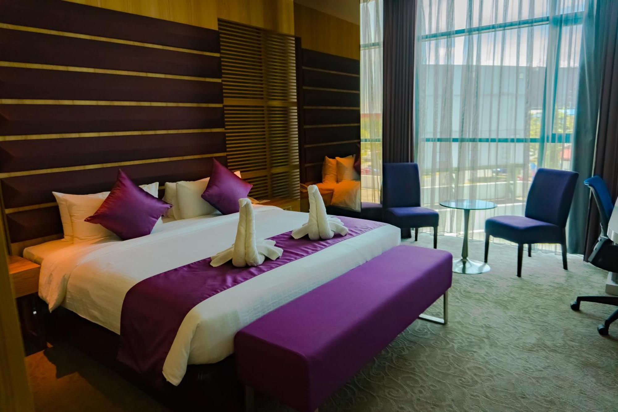 Greens Hotel & Suites Bintulu Εξωτερικό φωτογραφία