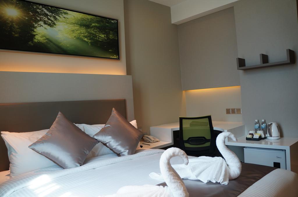 Greens Hotel & Suites Bintulu Εξωτερικό φωτογραφία