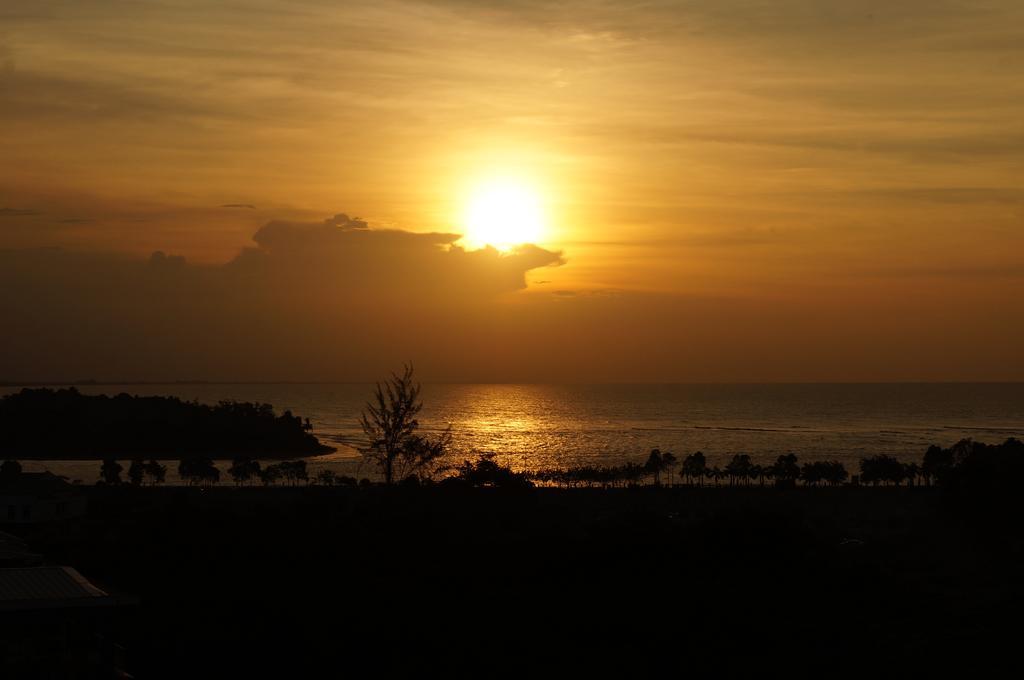 Greens Hotel & Suites Bintulu Εξωτερικό φωτογραφία